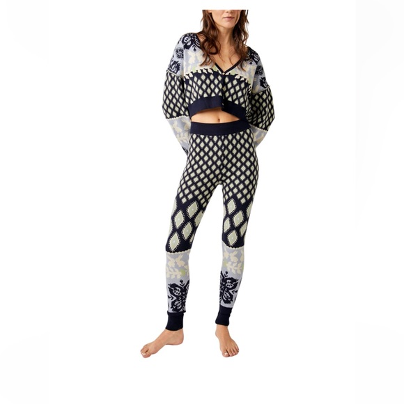 Free People Snow Bunny Set - Picture 2 of 2